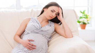 Mắc bệnh trĩ có sinh thường được không?